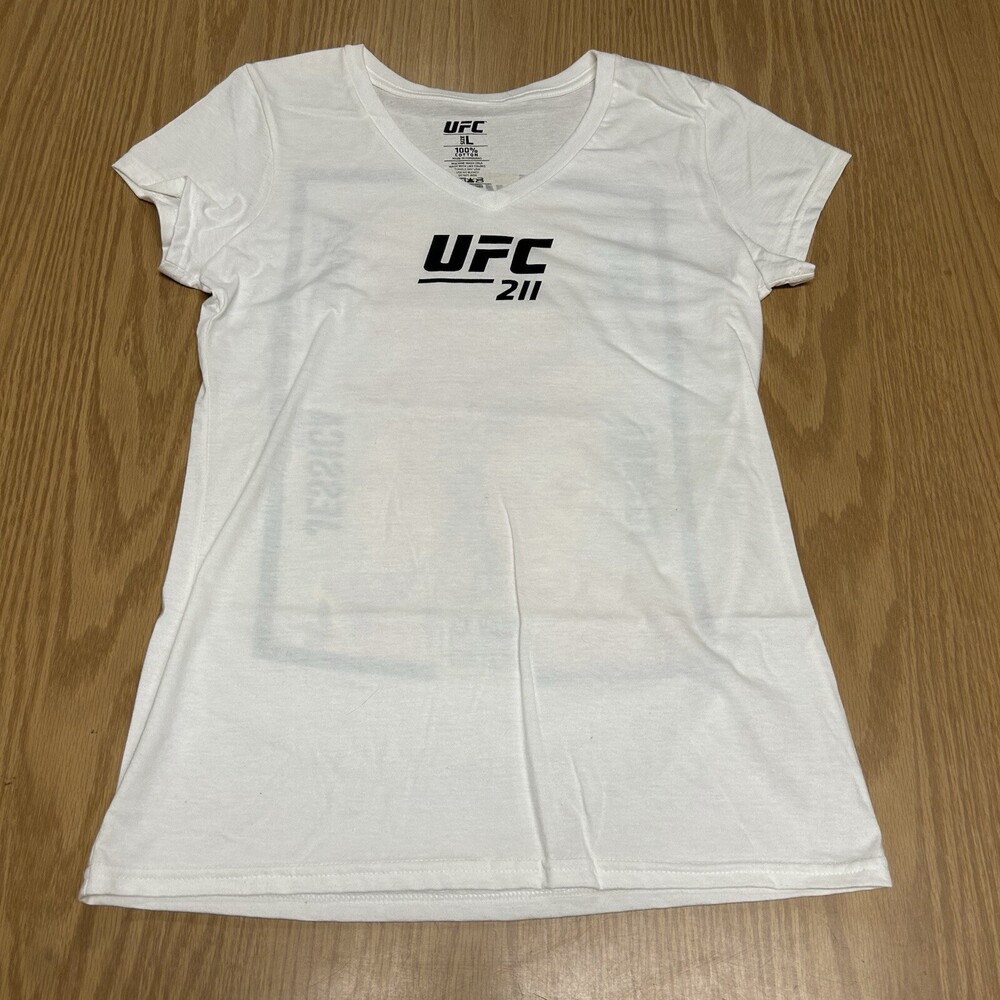 UFC 211 2017 Poster Miocic vs Dos Santos White T-shirt Size L